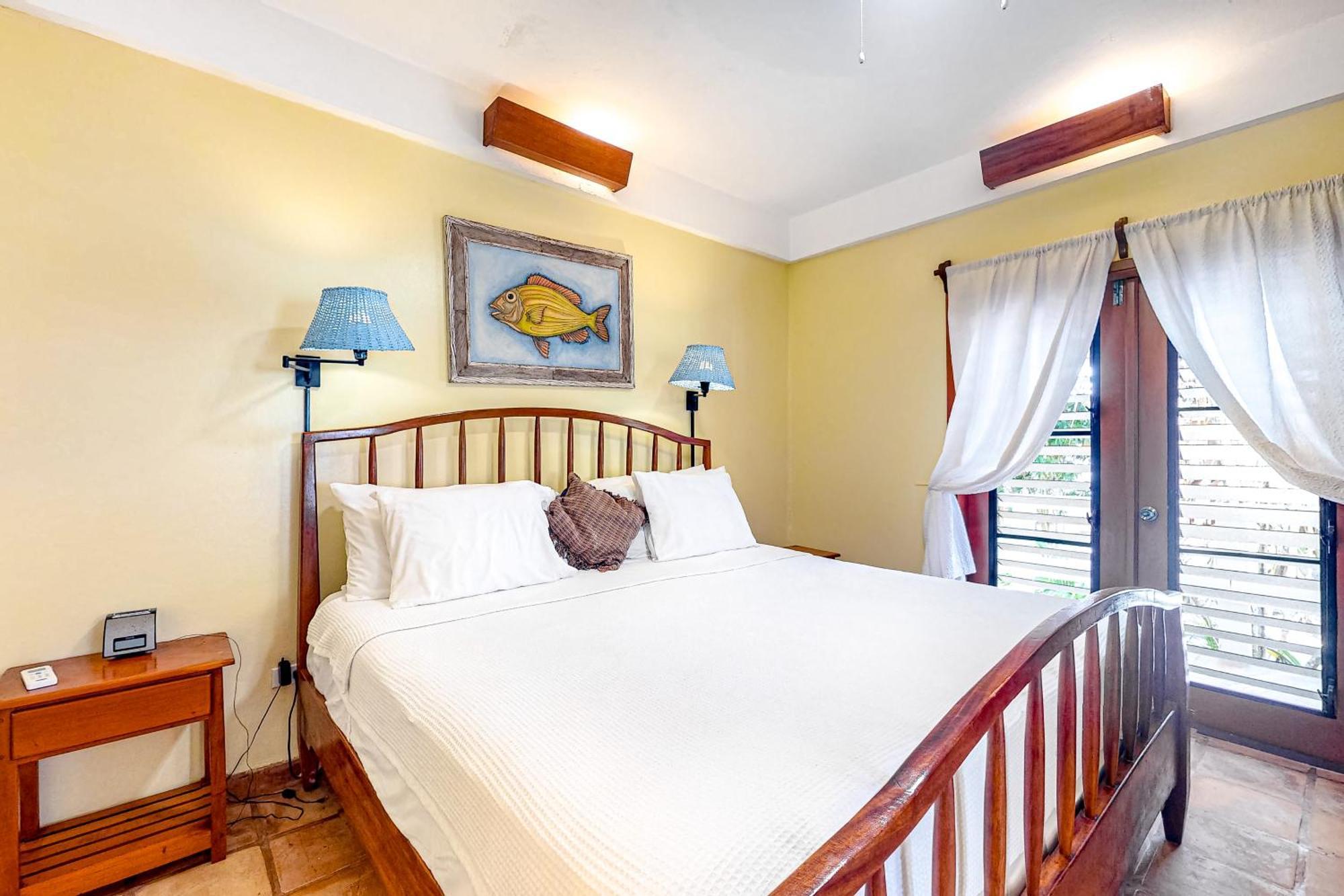 Beachside Villas Gold Standard Certified Placencia Room photo