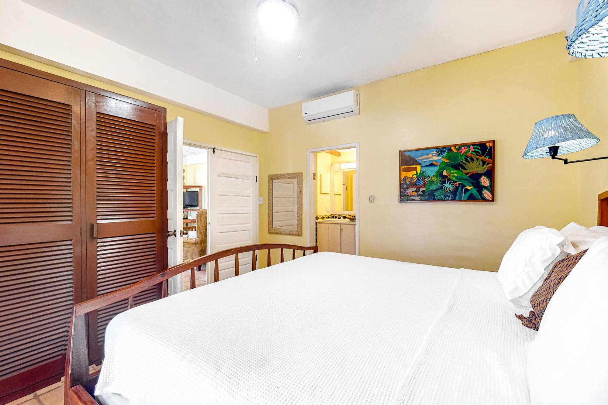 Beachside Villas Gold Standard Certified Placencia Room photo